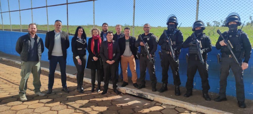 Presidentes de Comissões da OAB visitam penitenciária em Cascavel